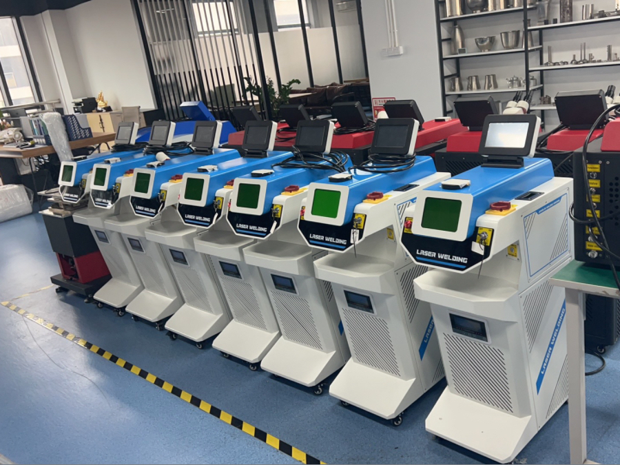 Esplorare i principali tipi di saldatrici a Laser YAG per gioielli!
